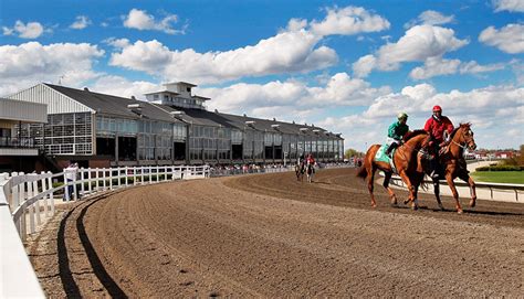 Fonner Park racing still going strong | Fonner Park | theindependent.com