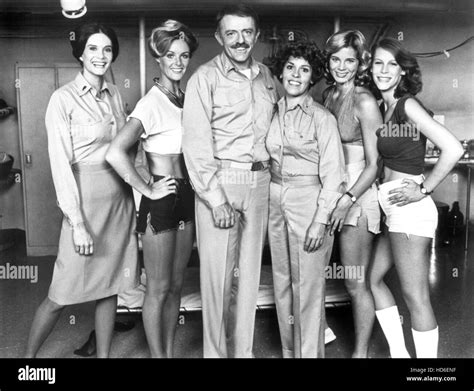 OPERATION PETTICOAT, from left: Bond Gideon, Dorrie Thomson, John Astin, Yvonne Wilder, Melinda ...