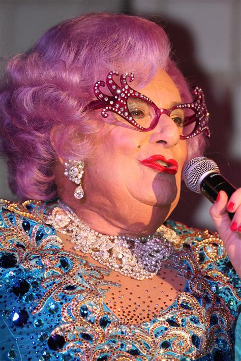 Dame Edna An Intimate Night With Dame Edna New Jenny Crai Flickr