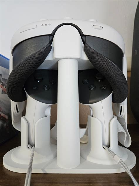 Meta Quest 3 VR Headset and Controller Stand. Space Efficient & and ...