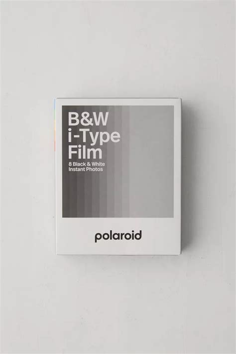 Polaroid Black & White i-Type Instant Film | Urban Outfitters