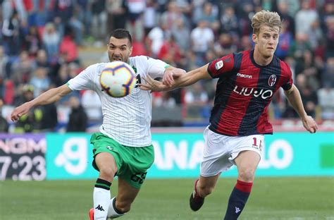 Serie A Bologna Sassuolo 2 1 Calcio Ansa It