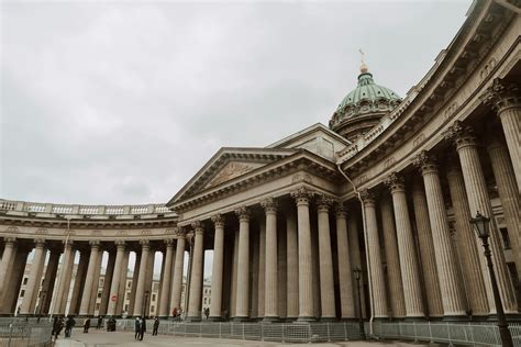 Facade of Kazan Cathedral · Free Stock Photo