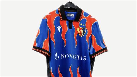 Der Fc Basel Pr Sentiert Neues Flammen Trikot Das Design Geht Viral