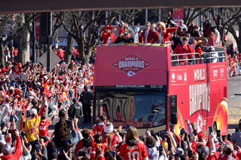 How The Kansas City Chiefs Super Bowl Parade Shooting Unfolded Cnn