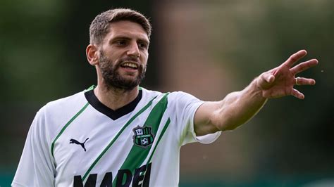 Sassuolo Verona Pinamonti E Doppio Berardi Affondando L Hellas E