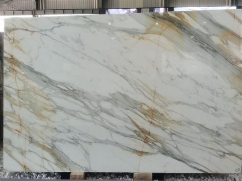 Supply Calacatta Oro Extra Vagli Marble Wholesale Factory Xiamen Vq