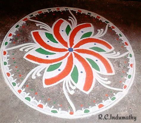 My mom's kolam (rangoli) for Independence Day : r/india