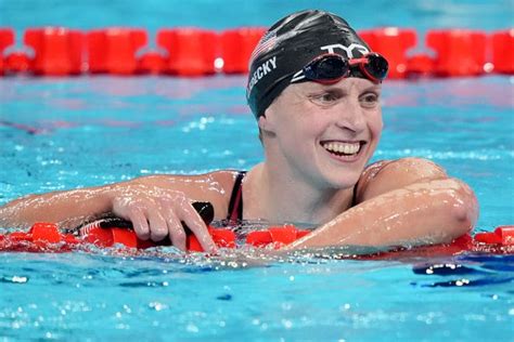 Katie Ledecky Goes For One Last Gold At Olympics In 800 Freestyle