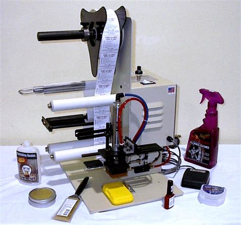 Semi-Automatic Tamp Labeling Machine | Advanced Liquid Packaging