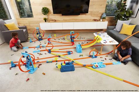 Mattel Hot Wheels Track Builder Confezione Di Curve Assortite Per Collegare I Set Per Bambini Da