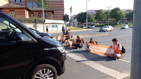 Letzte Generation In Jena Klima Kleber Legen Hier Den Verkehr Lahm