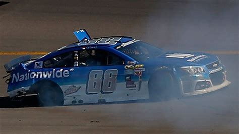 Campingworld.com 500: Dale Earnhardt Jr. blows tire, crashes hard ...