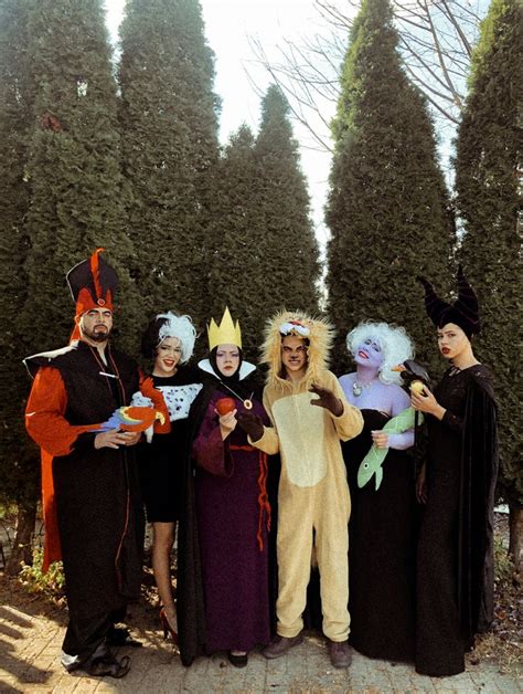 disney villains | Disney family costumes, Family halloween costumes ...