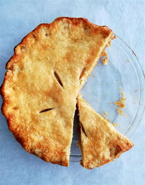 Classic Apple Pie Recipe - Eats Delightful