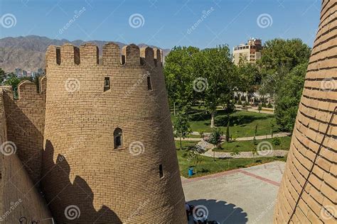 Muros De Citadel Em Khujand Tajikist Foto De Stock Editorial Imagem