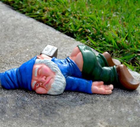 Drunk Dwarf Garden Gnome Decoration Funny Drunken Ornament Decor Yard