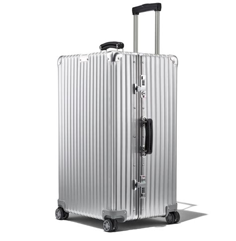 Rimowa releases a trunk version of their Classic suitcase - Acquire