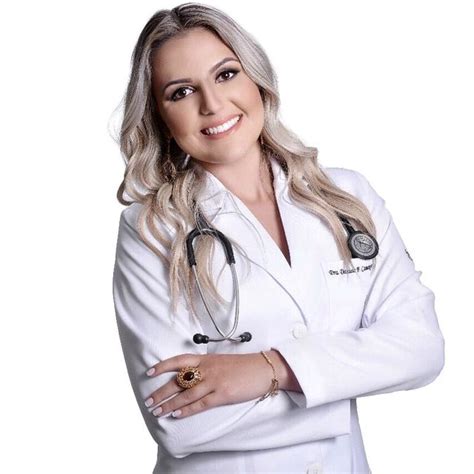 Daniela Franca Camargo Freitas Médico clínico geral