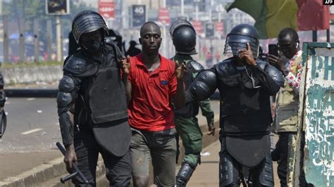 Guin E Manifestation Contre L Arrestation De Trois Membres Du Fndc