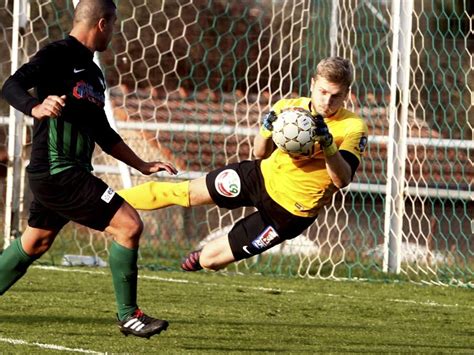 Football Jonathan Grebil de retour à Sarreguemines le marché lorrain