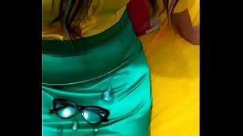 SkirtsHouse Saia De Cetim Verde XVIDEOS