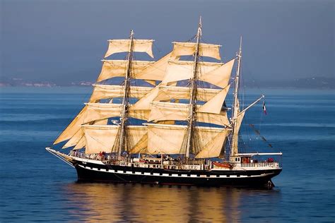 Le Belem se refait une beauté à la Seyne sur Mer avant sa consécration