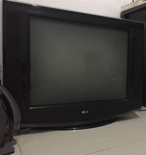 LG ULTRA SLIM TV, TV & Home Appliances, TV & Entertainment, TV on Carousell