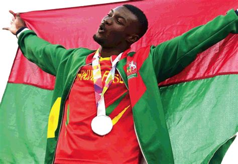 Mondiaux dathlétisme de lor historique pour Hugues Zango Quotidien