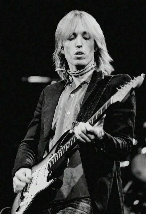 Pin By Jerry Ray On Tpath Tom Petty Petty Toms