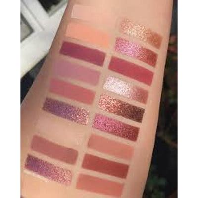 Huda Beauty Nude Eyeshadow Palette