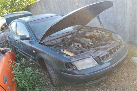 Dezmembram Volkswagen Vw Passat B Sedan Usi Tdi Mt