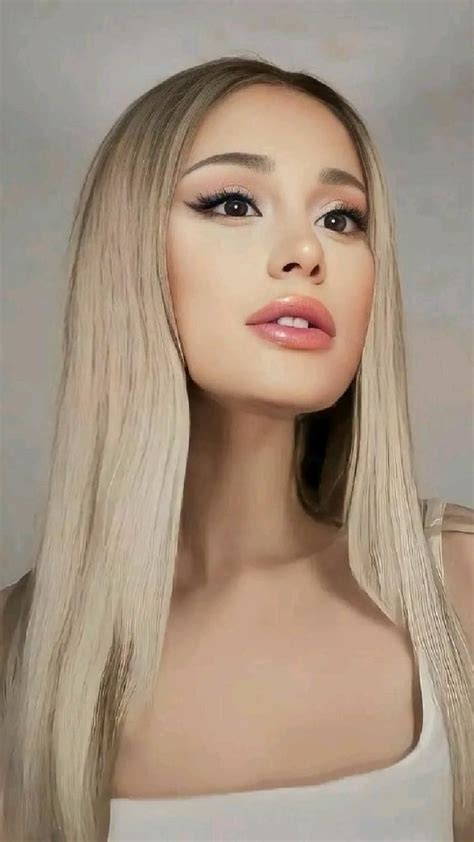 Pin By Andrew Cason On Pins By You Ariana Grande Blonde Hair Ariana