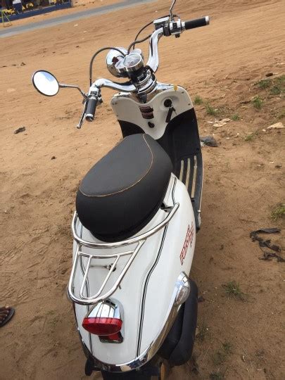 Motos Scooters Moto Dame 2017 Neufs Et Occasions Au Togo