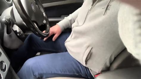 Amateur Crossdresser Kellycd Horny Carpark Masturba