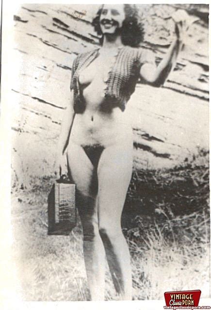 Real Vintage And Daring Horny Girls Pose Na Xxx Dessert Picture