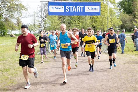 J Chen Schloss Dyck Lauf Ist Wieder Am Start Fotos