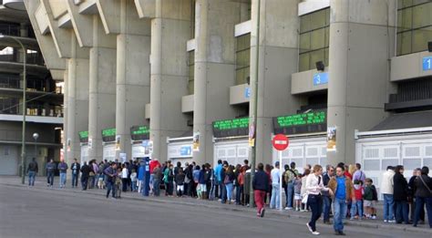 Bernabeu tour - tickets, prices, discounts, what to expect at Real ...