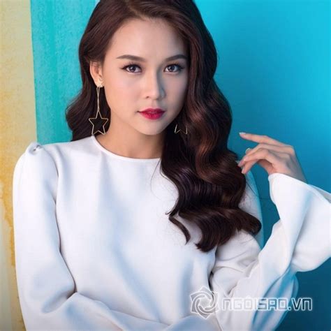 Hot girl Sam bị trộm lẻn vào nhà phá két sắt gây thiệt hại hơn tỷ đồng