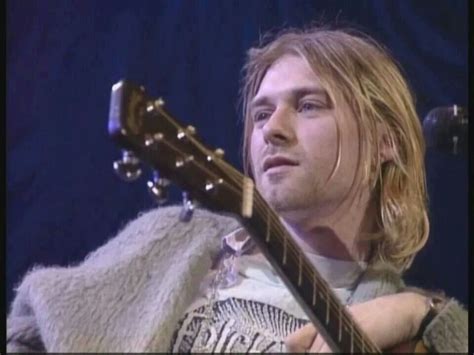 Kurt Cobain At Mtvs Unplugged Nirvana Kurt Cobain Mtv Unplugged