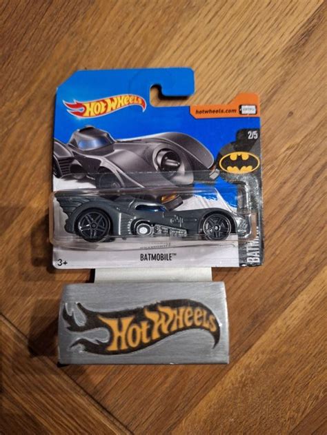 Hot Wheels Batmobile Batman Short Neu und originalverpackt in Adlikon für CHF mit