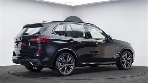 Alain Class Motors BMW X5 M50i Master Class