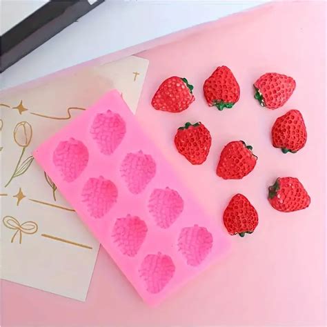 1pc Silicone Cake Mold Strawberry Shaped Pastry Mold For Baking