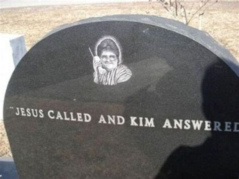 Hilarious Tombstones Allow People To Keep Showing Humor Daily Mail Online