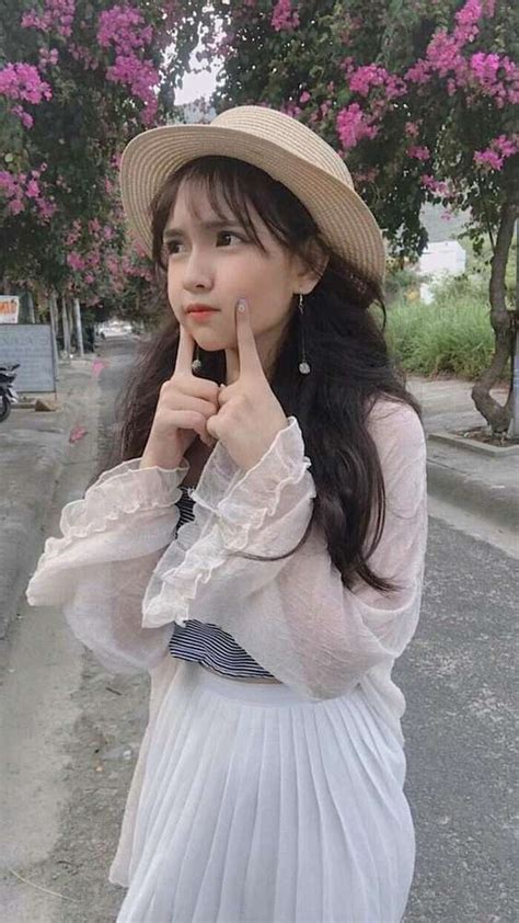 ảnh gái xinh đẹp nhất của những hot girl nổi tiếng