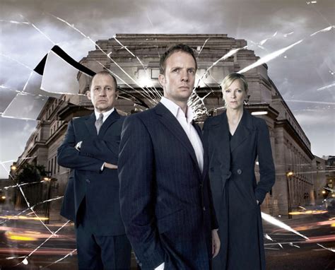 Spooks Fotoğraf Peter Firth Rupert Penry Jones Hermione Norris