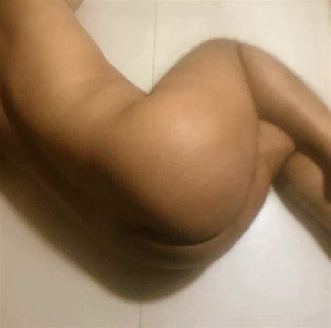 Indian Gay Pics Horny Bisexual Desi Bottom Wants A Dick To Fuck Him Indian Gay Site