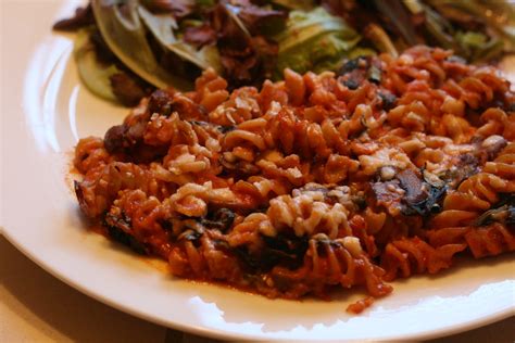 Laine's Recipe Box: Baked Pasta with Spinach and Mushrooms