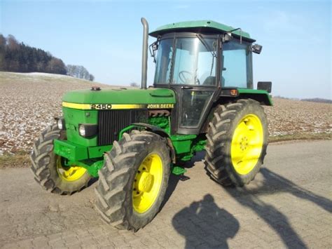 John Deere 2450 Tractor