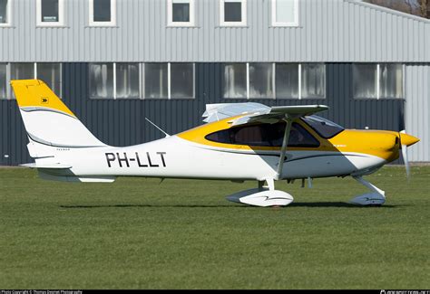 PH LLT Private Tecnam P2010 Mk II Photo By Thomas Desmet Photography